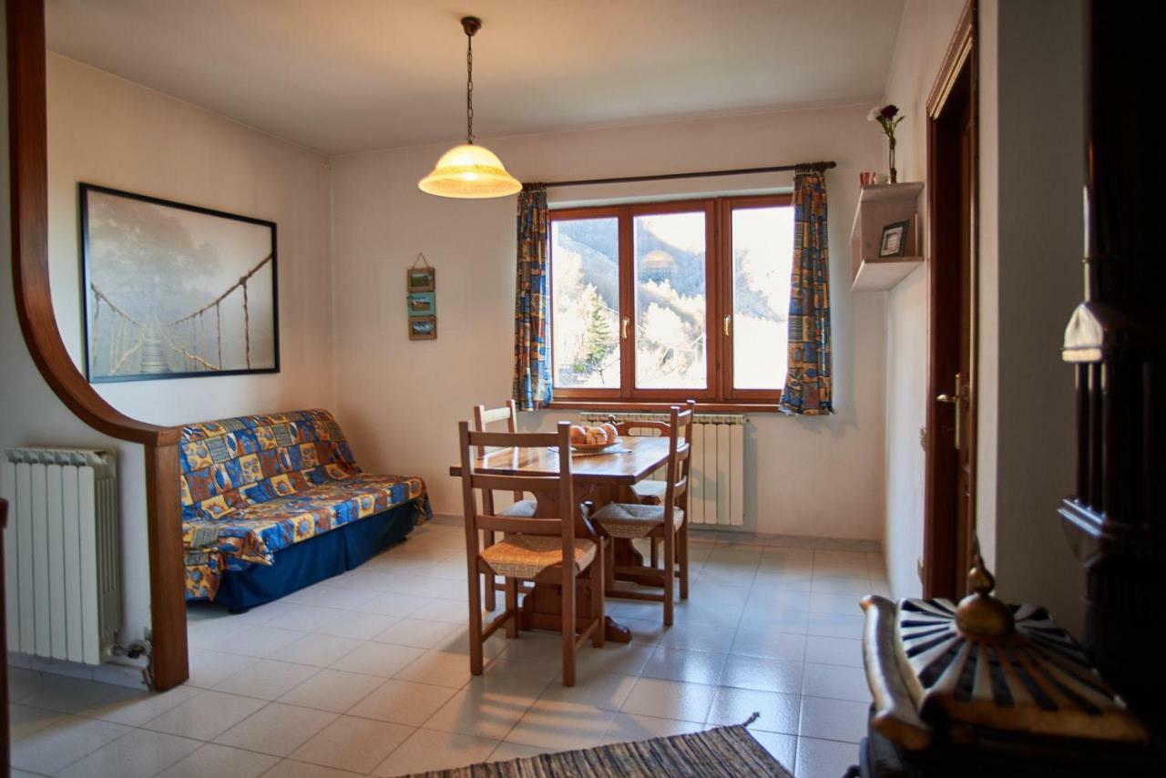B&B La Bredia Фивиццано Экстерьер фото